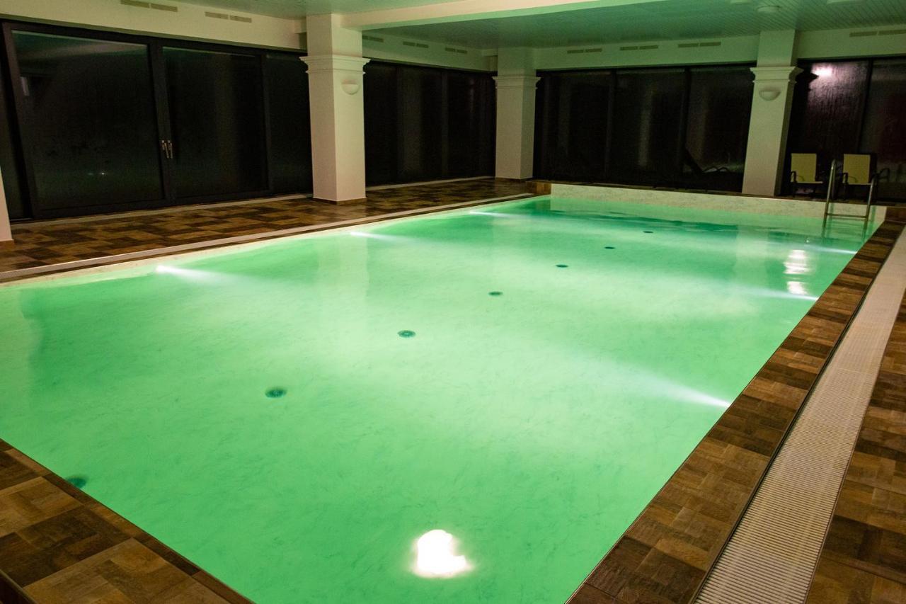Fontana Lipno Hotel Cerna v Posumavi Bagian luar foto