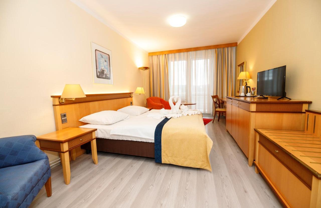 Fontana Lipno Hotel Cerna v Posumavi Bagian luar foto
