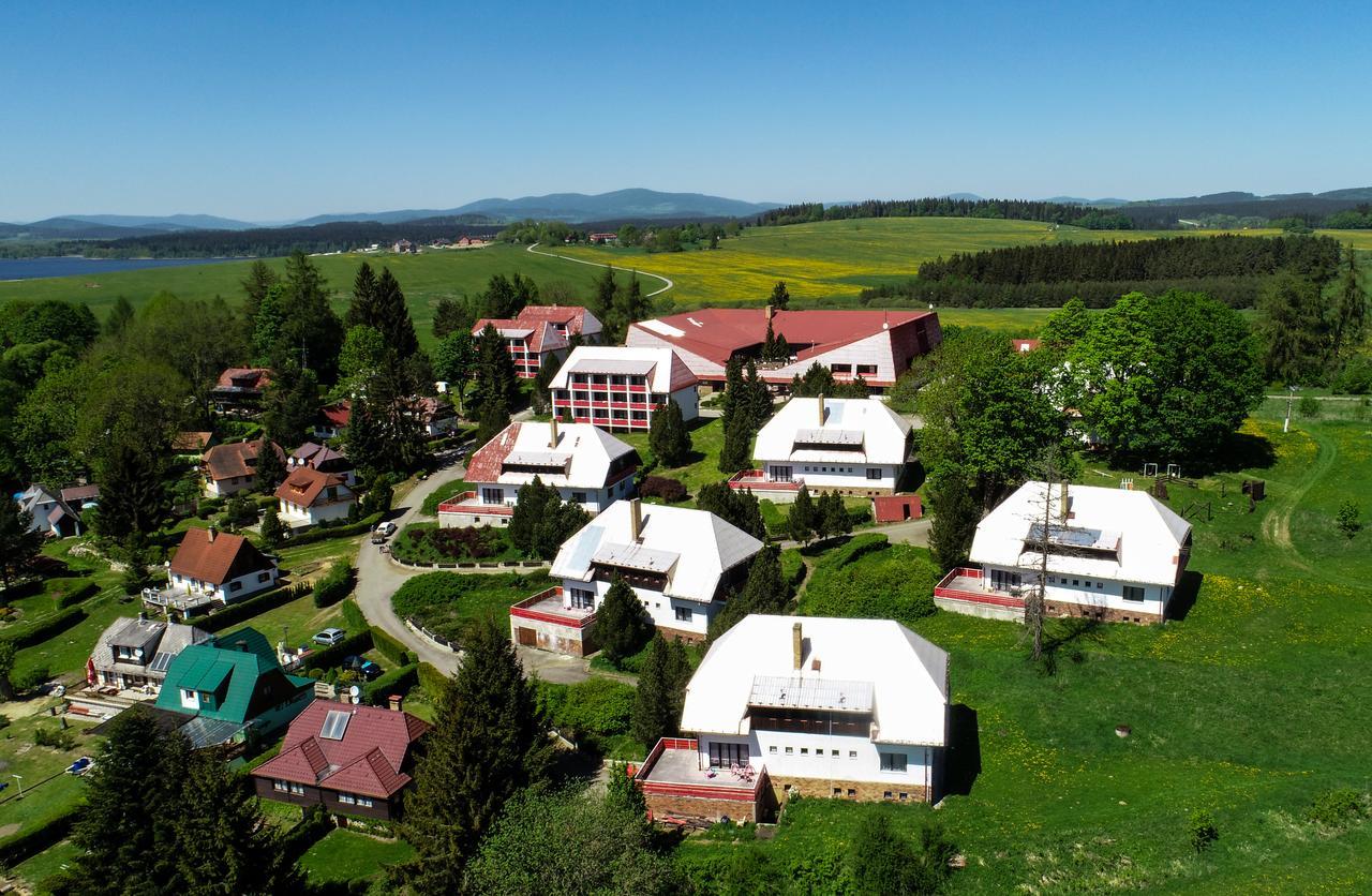 Fontana Lipno Hotel Cerna v Posumavi Bagian luar foto