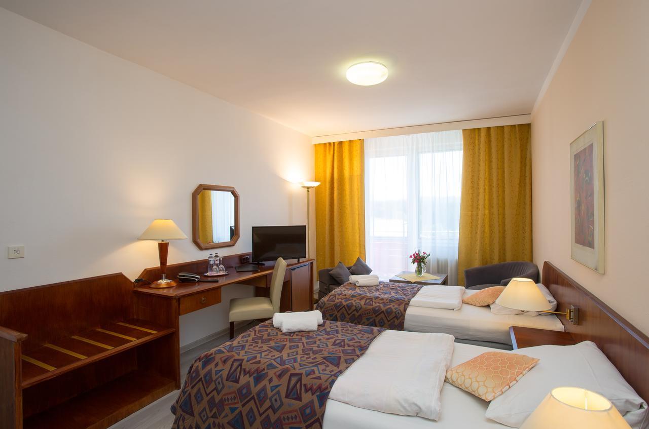Fontana Lipno Hotel Cerna v Posumavi Bagian luar foto