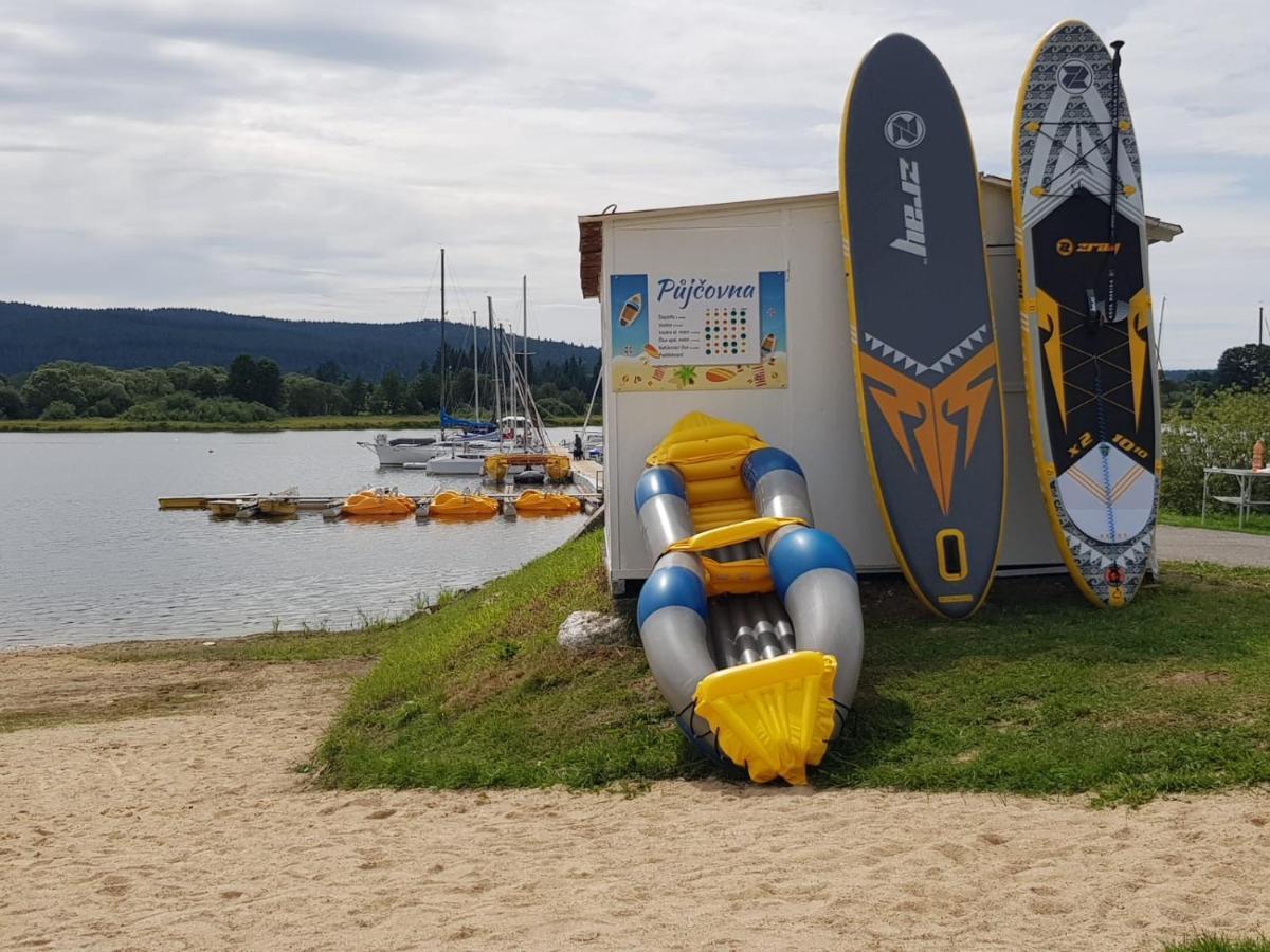 Fontana Lipno Hotel Cerna v Posumavi Bagian luar foto